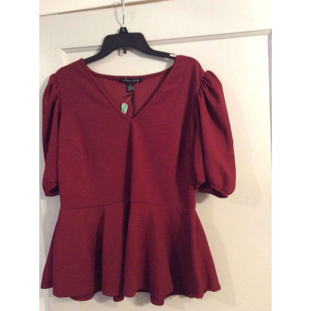 New NWT Plus Size 1X CUTE Short Sleeve V Neck Peplum